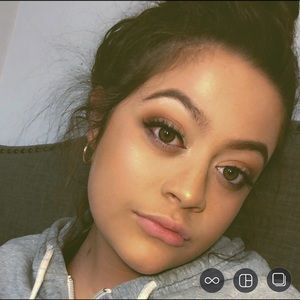 Meet your Posher, Audree